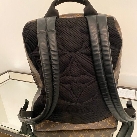 Louis Vuitton MM Backpacks and Telfar Large  Duffle Bag - Picture 2 of 8